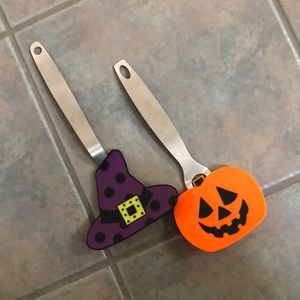 Halloween flippers!